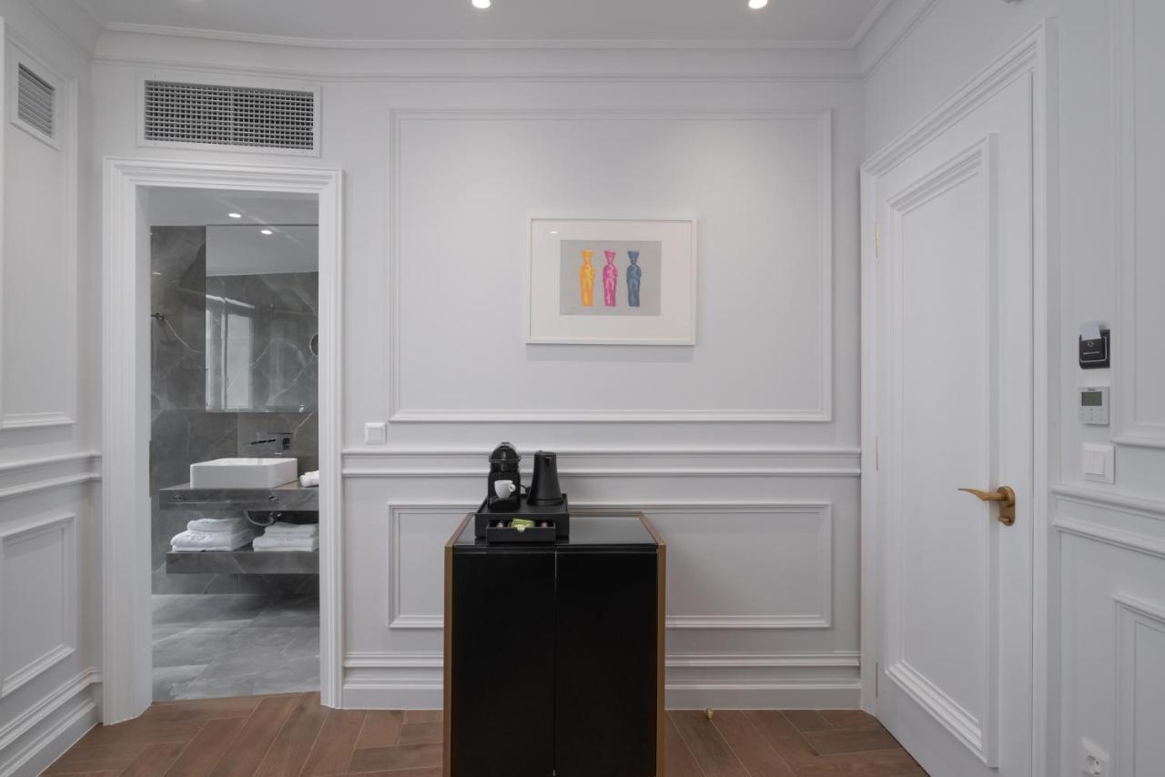Praxitelous Luxury Suites Atenas Exterior foto